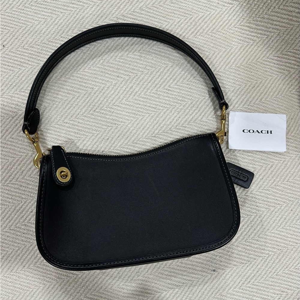 Coach swinger 20 - no straps